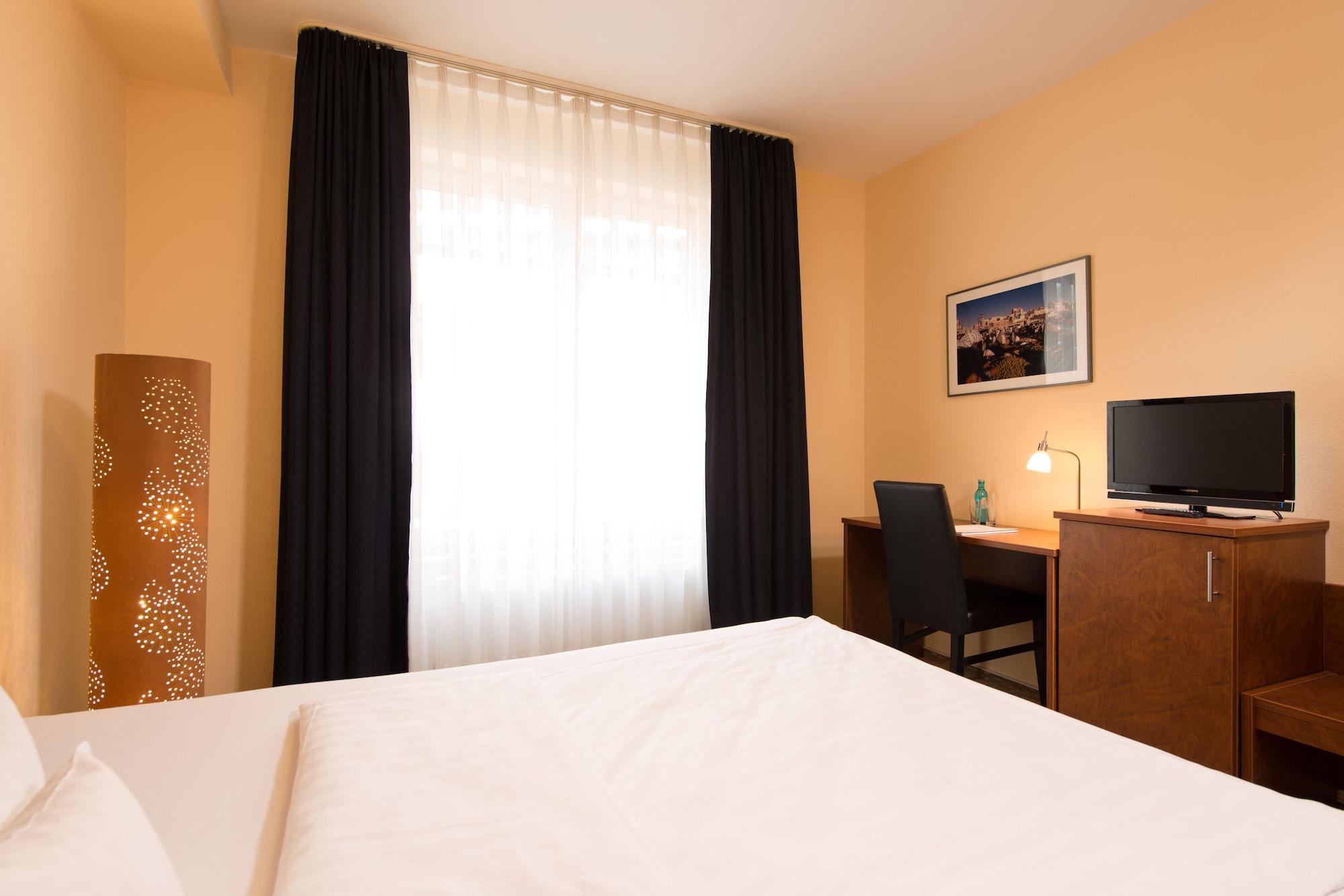 Achat Hotel Buchholz Hamburg Буххольц-ин-дер-Нордхайде Экстерьер фото