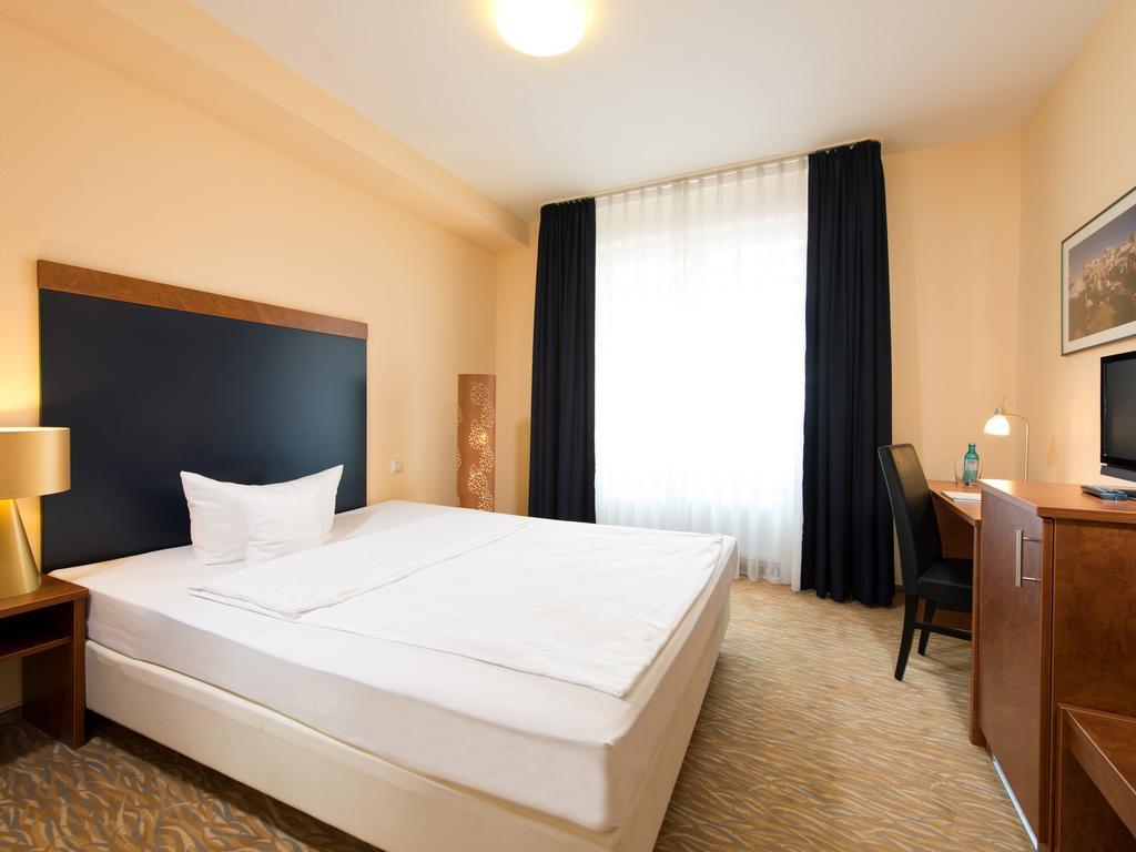 Achat Hotel Buchholz Hamburg Буххольц-ин-дер-Нордхайде Экстерьер фото