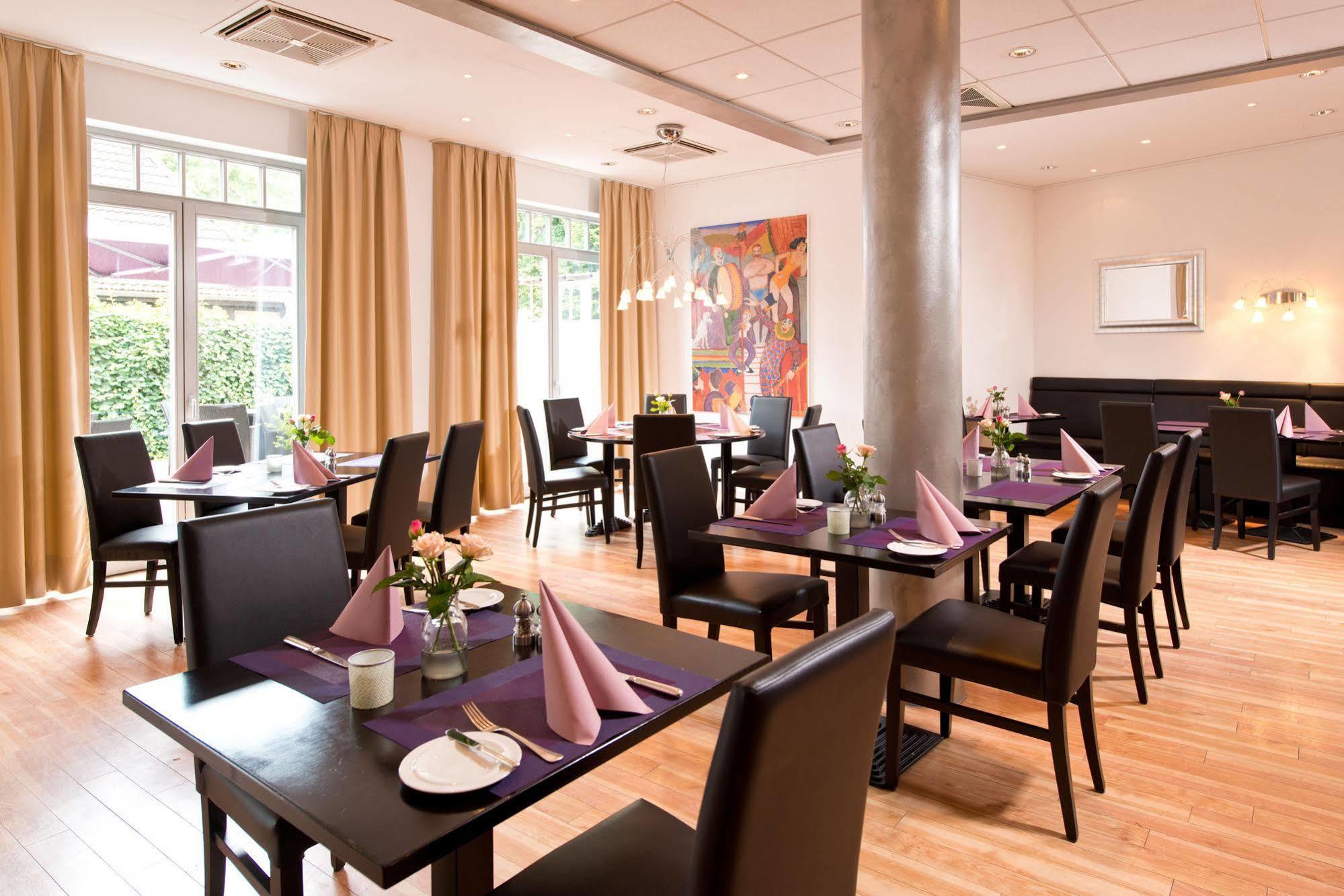 Achat Hotel Buchholz Hamburg Буххольц-ин-дер-Нордхайде Экстерьер фото